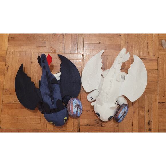 How Train Your Dragon Toothless Light Fury White Stuffed Animal Plush (2) 11 In - Picture 3 of 8